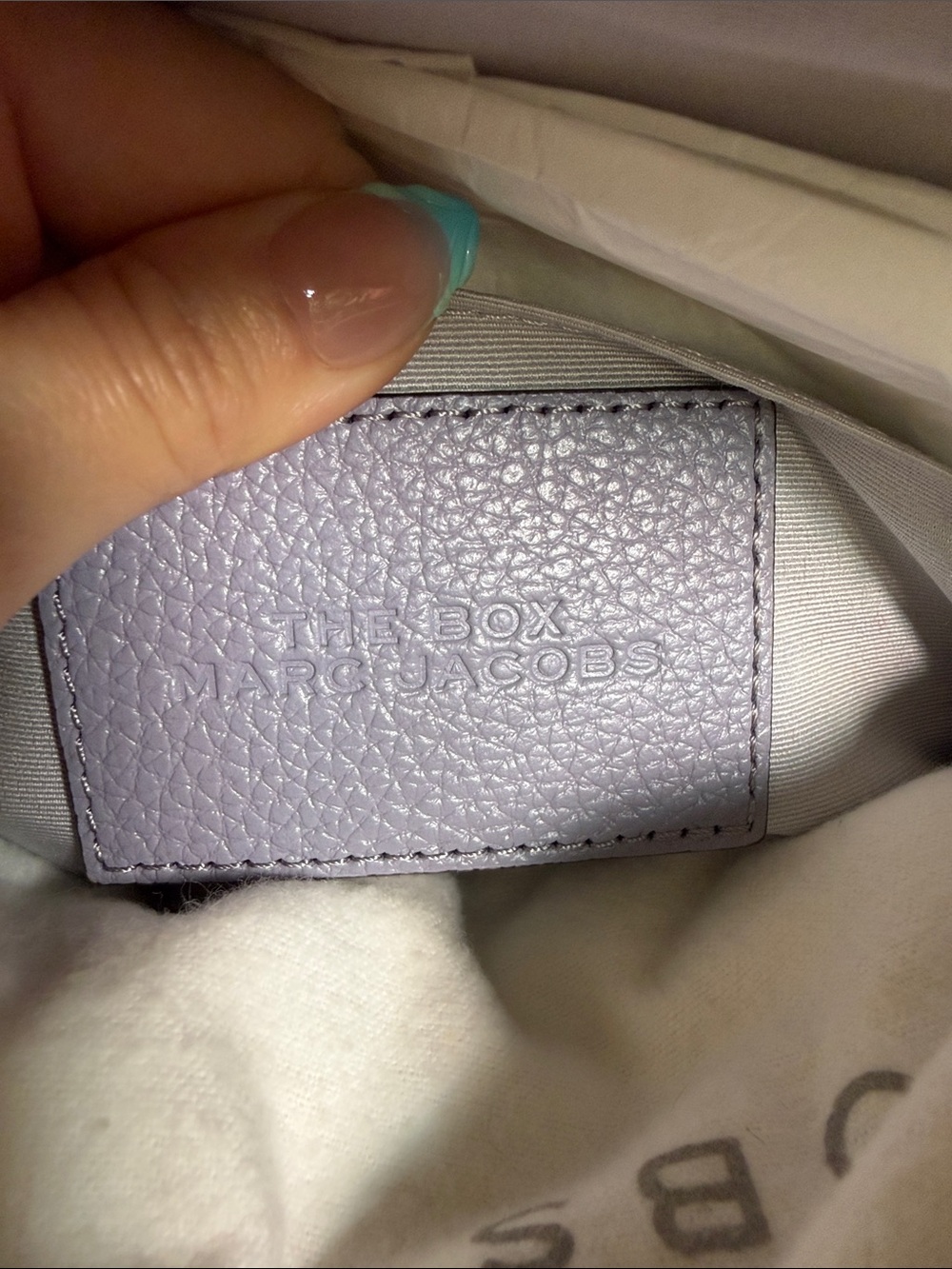 Marc Jacobs Lavender Pebbled Leather Crossbody Box Bag with Top Handle - Picture 2 of 8